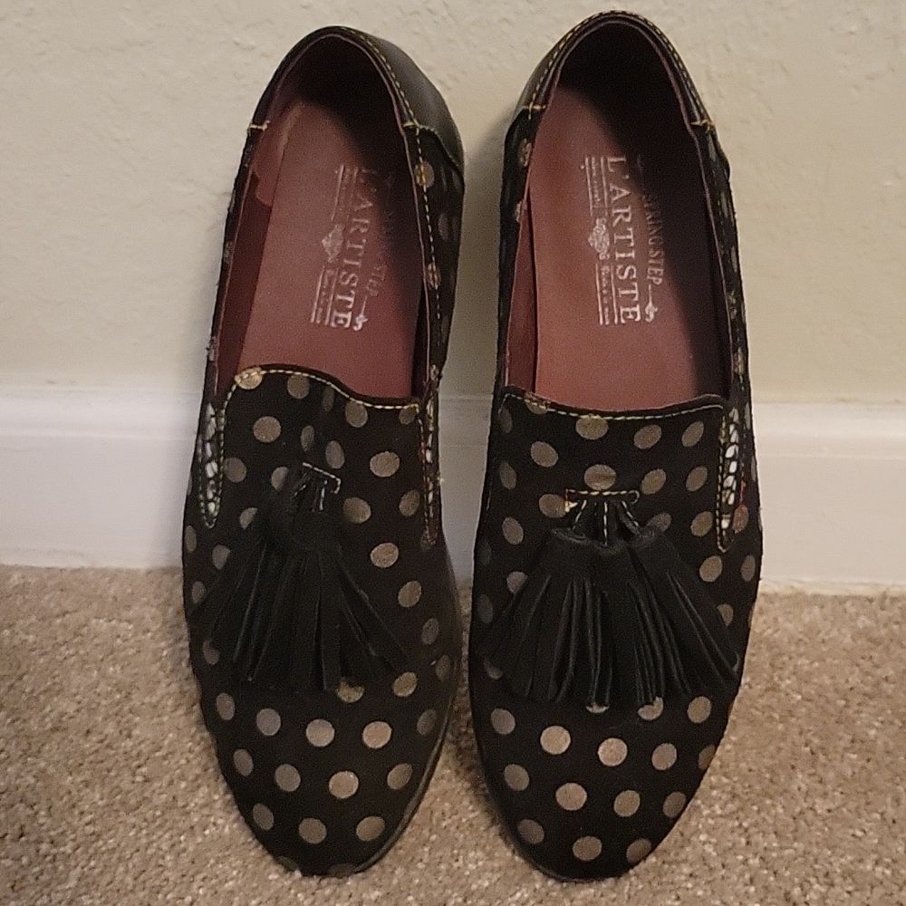L'artiste spring step black and gold polka dot loafers size 40 or 9